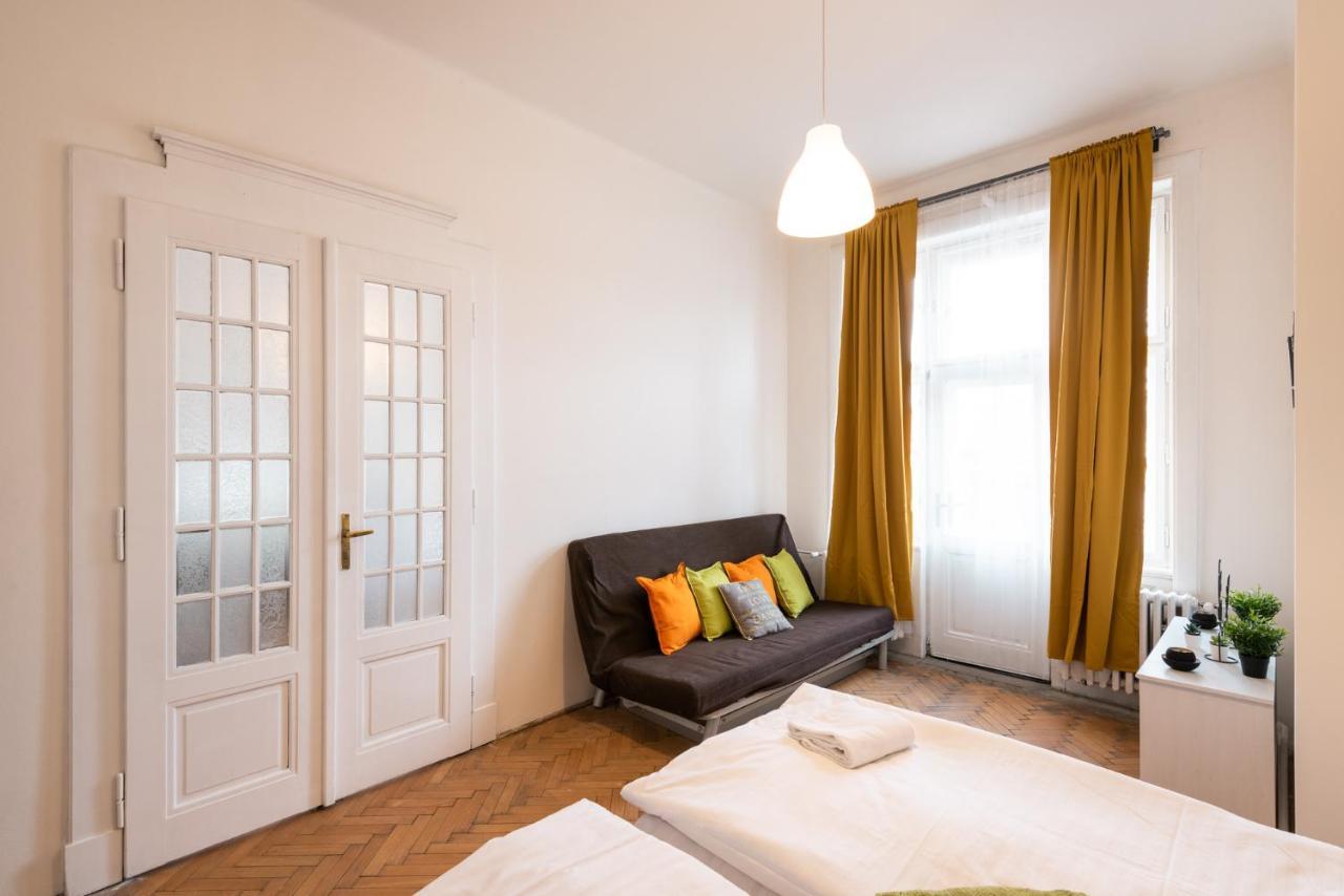 Národní apartments Praga Esterno foto