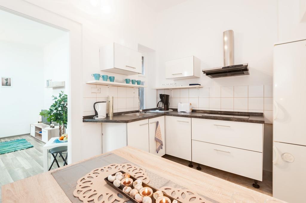 Národní apartments Praga Esterno foto